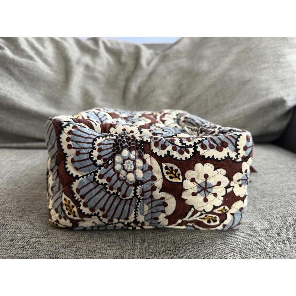 Vera Bradley Insulated Lunch Tote In Slate Blooms - Picture 5 of 10